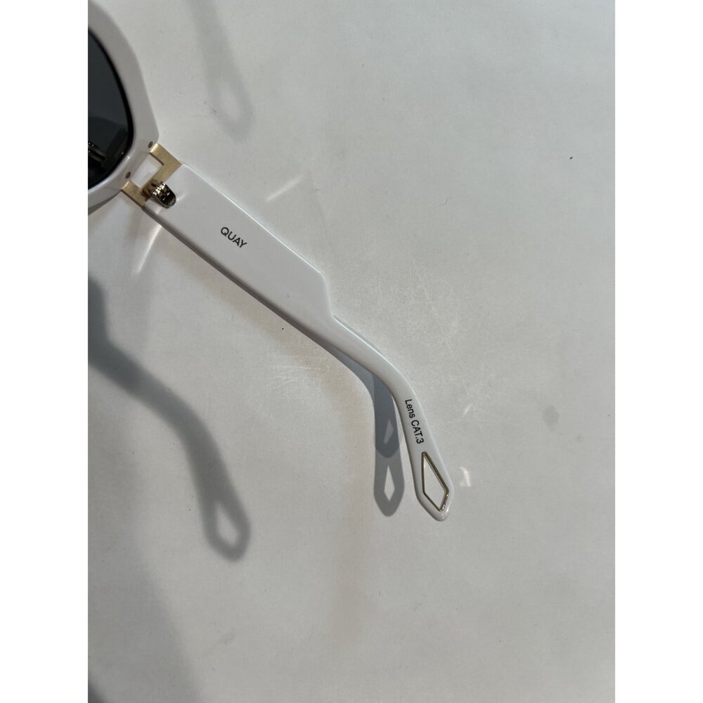Quay Cateye Sunglasses in White - Picture 3 of 4